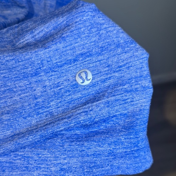 lululemon athletica Blue Heathered Men's Tee - Picture 2 of 3